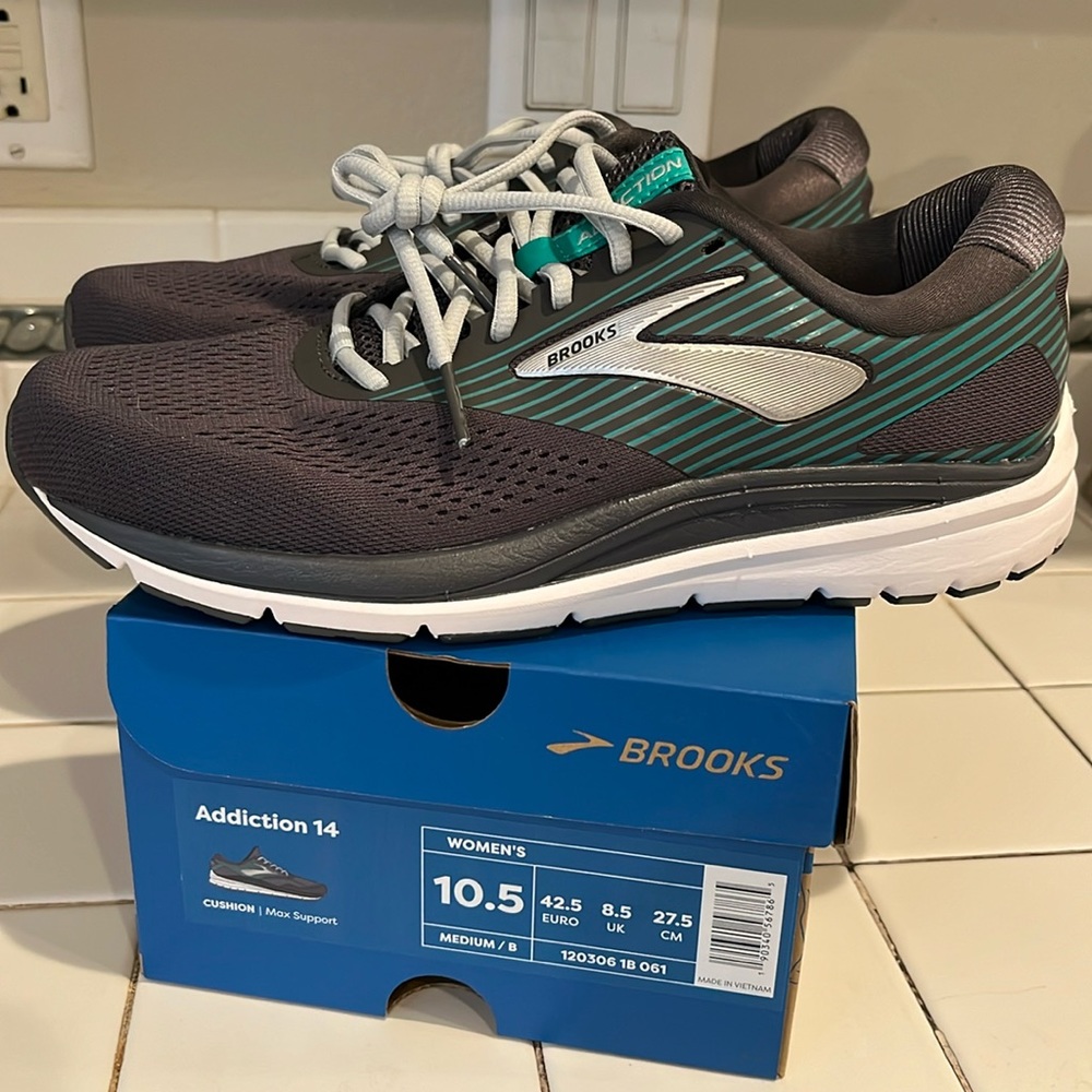 Brooks addiction 14 cushion/max support women’s 10.5 NWOT